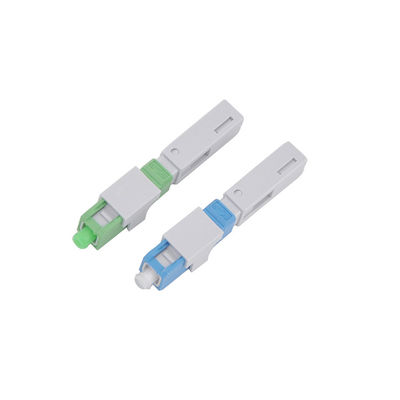 Le cable connecteur optique de fibre de bâti de bloc supérieur dactylographie l'Assemblée de champ FTTB