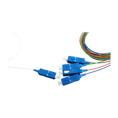4 puissance optique 1550nm G657A1 tubulaire en acier de diviseur de fibre de la manière 1x4