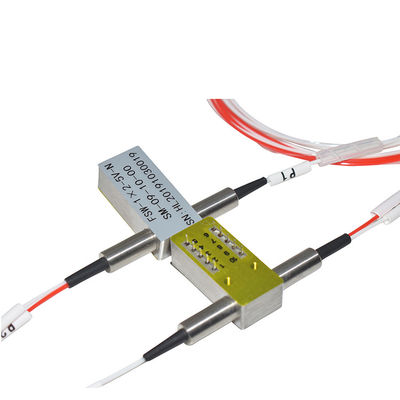 1x1 commutateur optique mécanique du commutateur 5V DWDM MUX DEMUX se verrouillant non